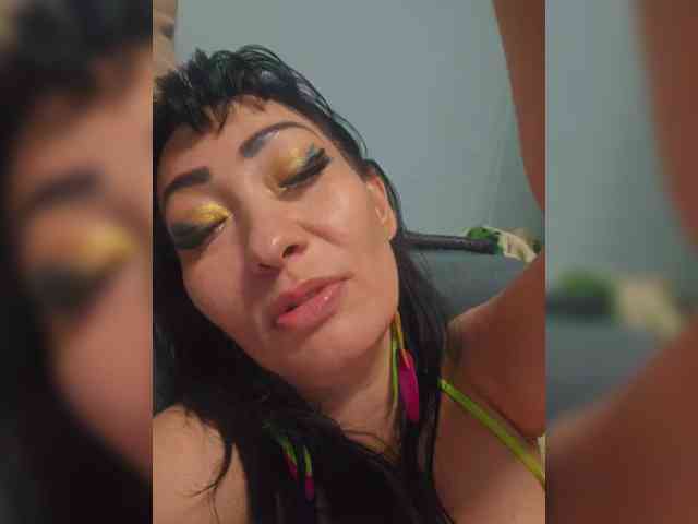 xxxDirtyBitchxxx webcam