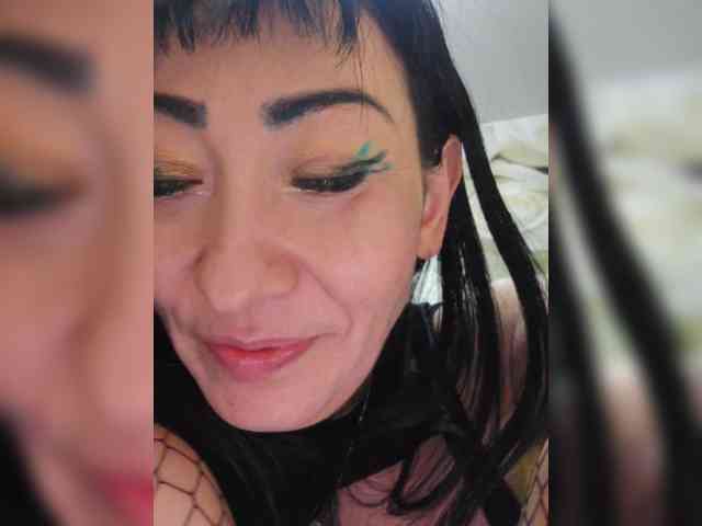 xxxDirtyBitchxxx webcam