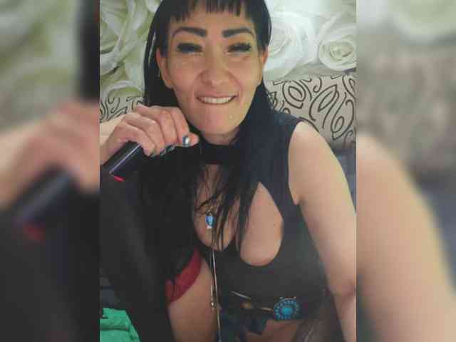 xxxDirtyBitchxxx webcam