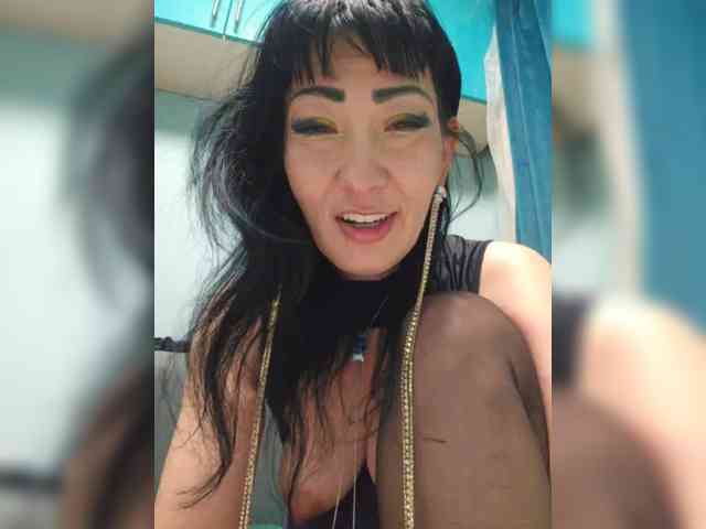 xxxDirtyBitchxxx Live Webcam on BongaCams