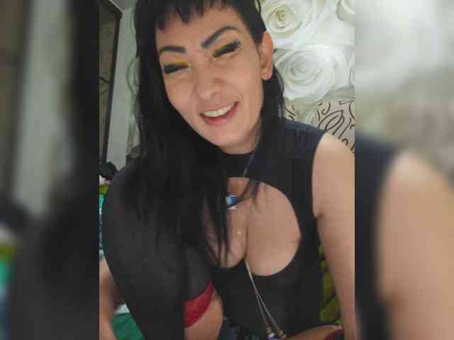 xxxDirtyBitchxxx Live Webcam on BongaCams