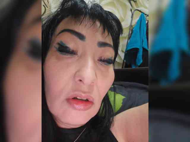 xxxDirtyBitchxxx webcam