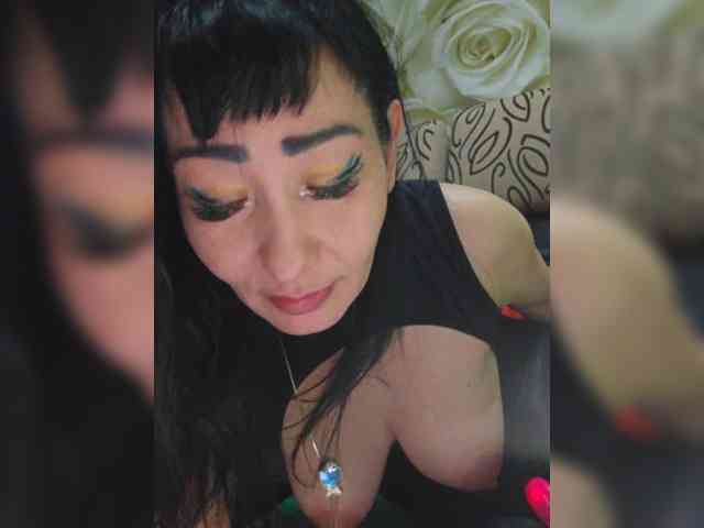 xxxDirtyBitchxxx webcam