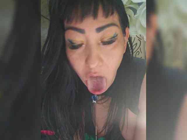 xxxDirtyBitchxxx webcam