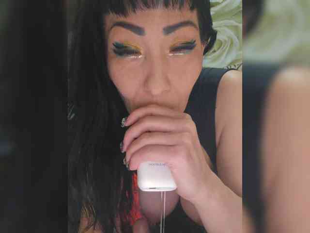 xxxDirtyBitchxxx webcam