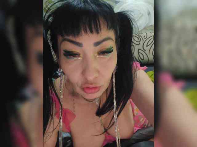 xxxDirtyBitchxxx webcam