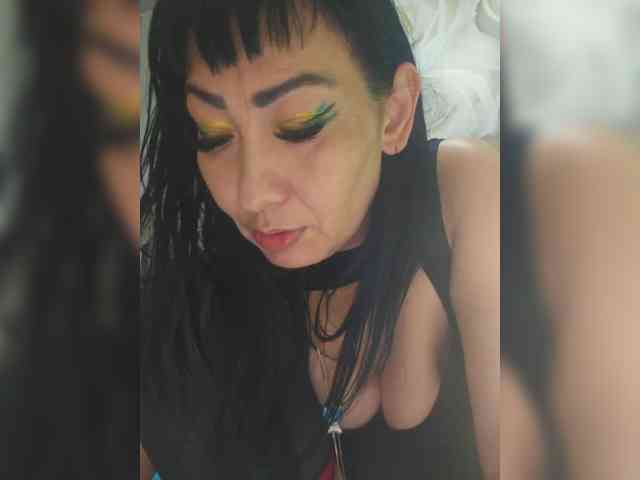 xxxDirtyBitchxxx webcam