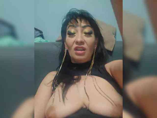 xxxDirtyBitchxxx webcam
