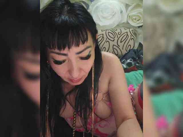 xxxDirtyBitchxxx webcam