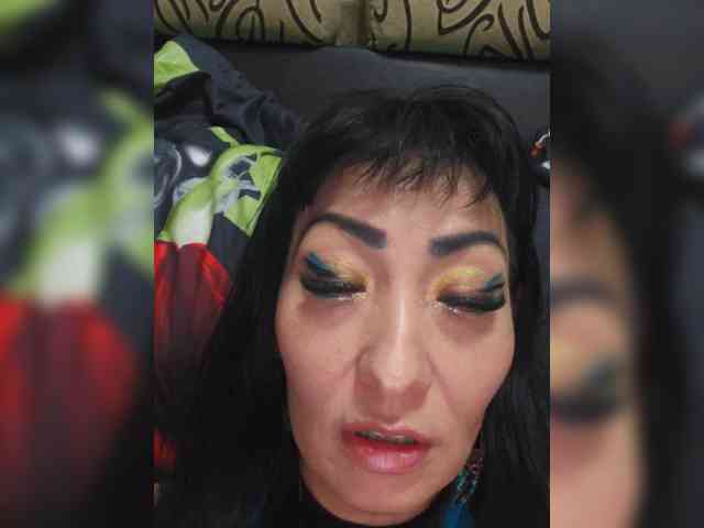 xxxDirtyBitchxxx webcam