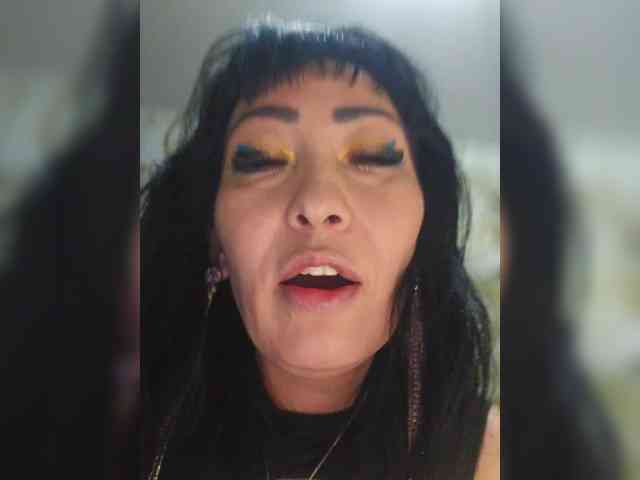 xxxDirtyBitchxxx webcam