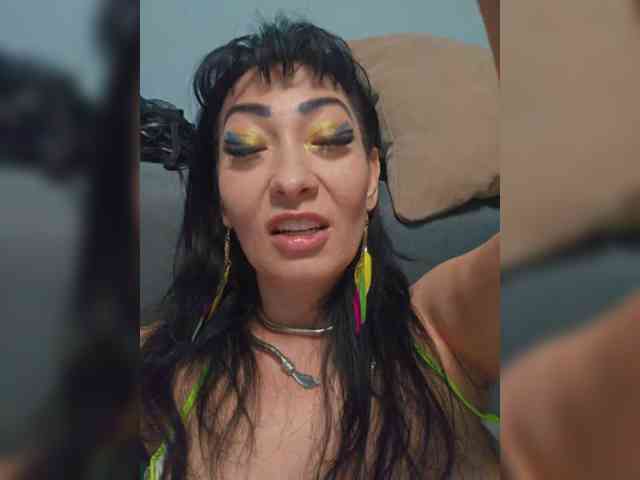 xxxDirtyBitchxxx webcam