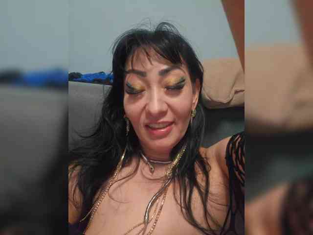 xxxDirtyBitchxxx webcam