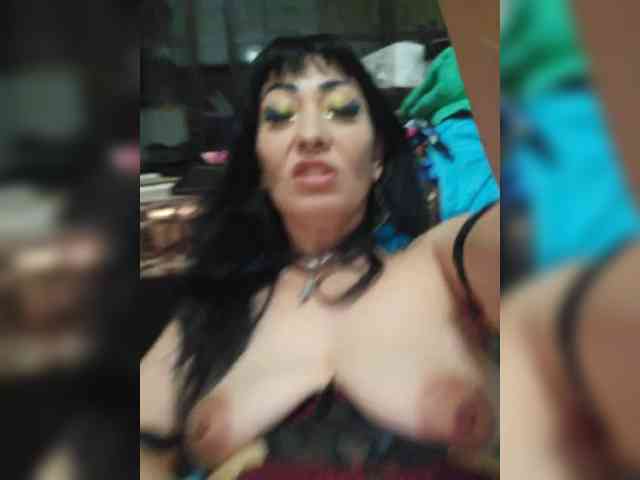xxxDirtyBitchxxx webcam