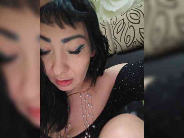 xxxDirtyBitchxxx webcam