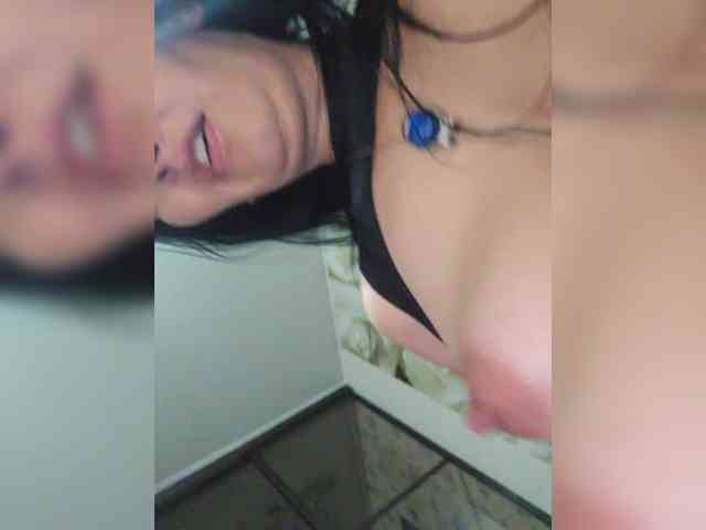 xxxDirtyBitchxxx webcam