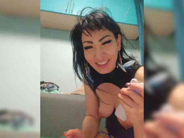 xxxDirtyBitchxxx webcam