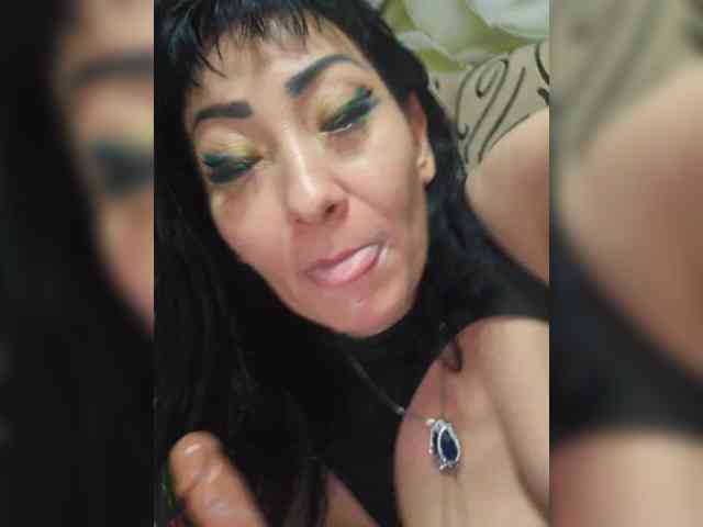 xxxDirtyBitchxxx webcam