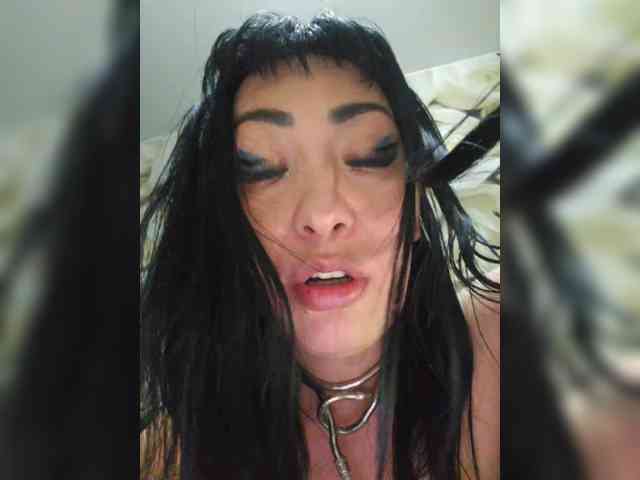 xxxDirtyBitchxxx webcam