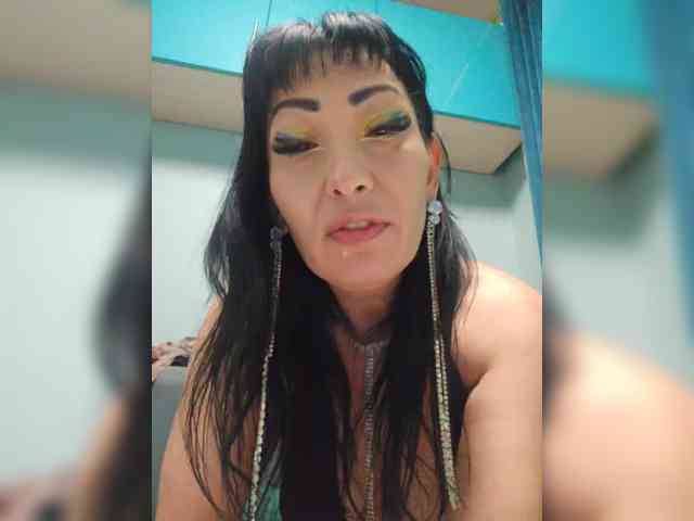 xxxDirtyBitchxxx webcam