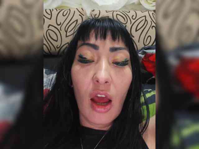 xxxDirtyBitchxxx webcam