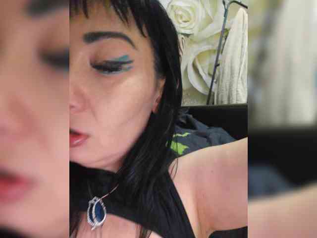 xxxDirtyBitchxxx webcam