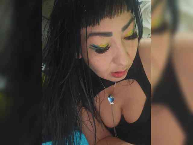 xxxDirtyBitchxxx webcam