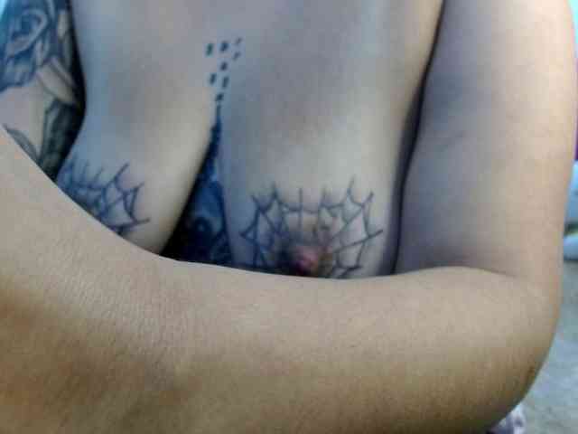 ChanellTattoo webcam
