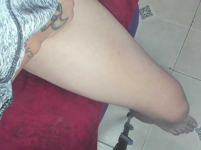 Kloe-sex-hot's BongaCams show and profile