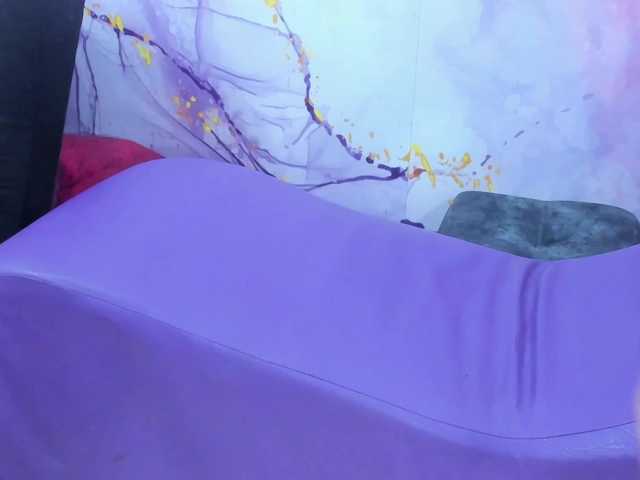 Kloe-sex-hot's BongaCams show and profile