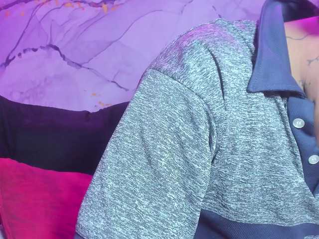 Kloe-sex-hot's BongaCams show and profile