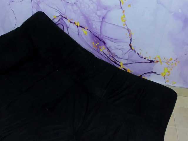 Kloe-sex-hot's BongaCams show and profile