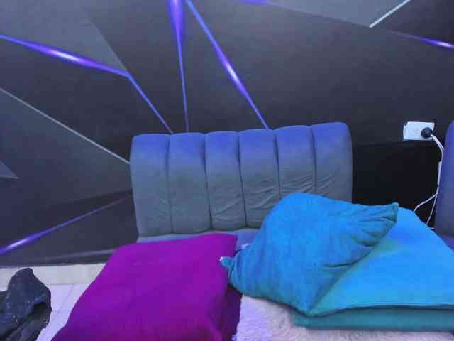 Kloe-sex-hot webcam