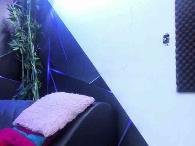 Kloe-sex-hot Live Webcam on {site_name} Kloe-sex-hot Live Webcam on {site_name}