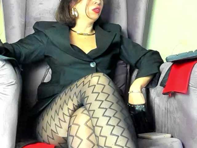 go to chat with LadyLeather