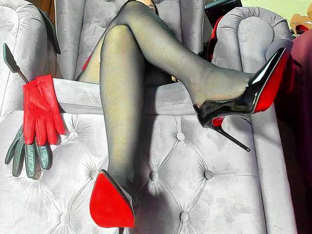  MistressLilla chat room