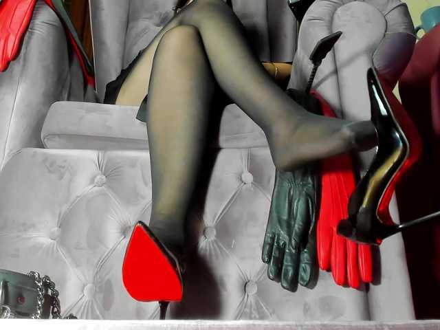 go to chat with LadyLeather