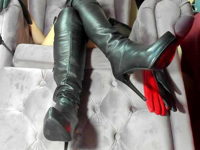 LadyLeather