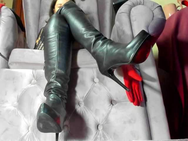 LadyLeather