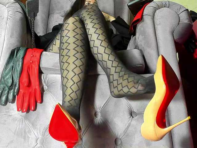 go to chat with LadyLeather