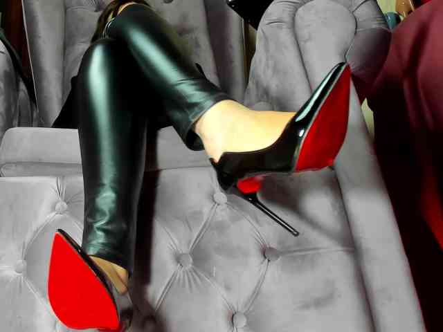 LadyLeather