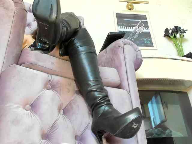 porn chat room MistressLilla