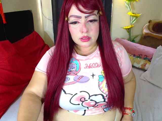 CurvyQueen webcam