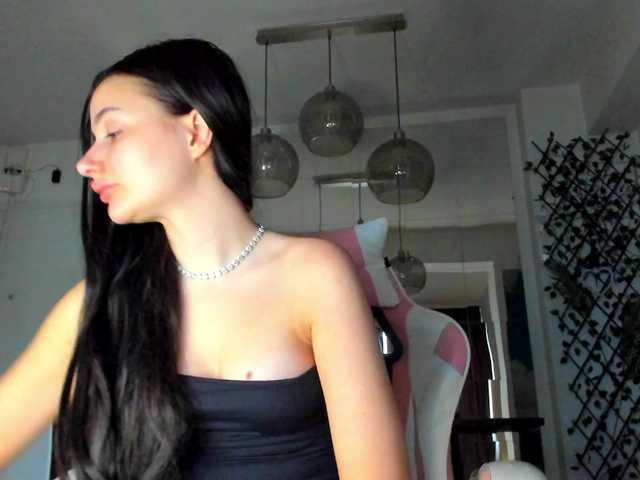 ireneVON's BongaCams show and profile