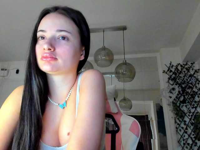 ireneVON's BongaCams show and profile