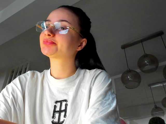 ireneVON's BongaCams show and profile