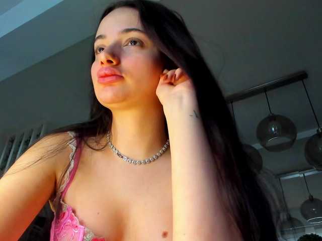 ireneVON's BongaCams show and profile