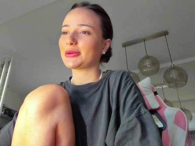 ireneVON's BongaCams show and profile