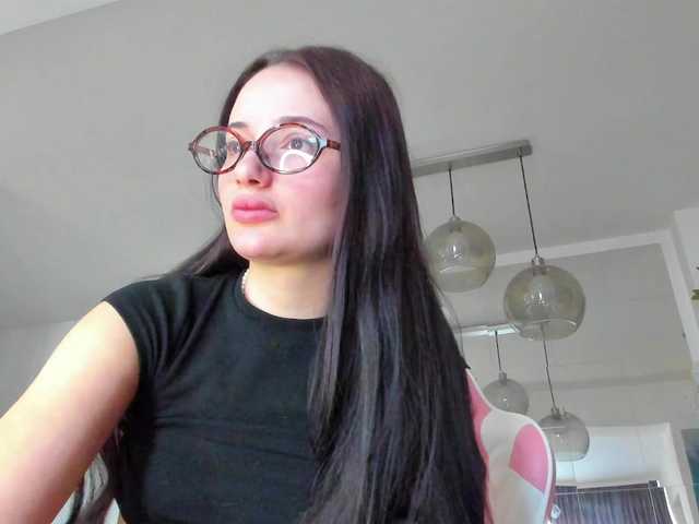 ireneVON's BongaCams show and profile