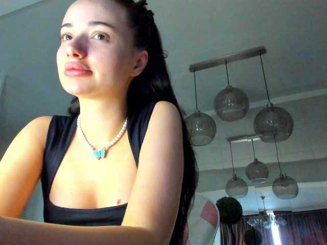 ireneVON's BongaCams show and profile
